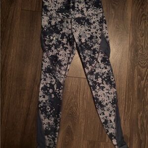 Under armour leggings